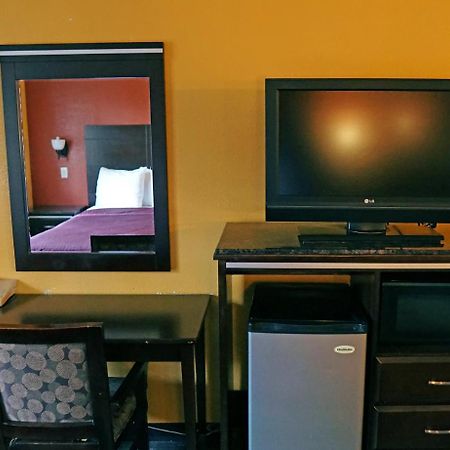 Travel Plaza Inn Compton Ngoại thất bức ảnh